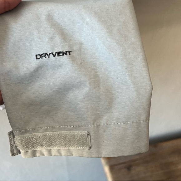 The North Face Dry Vent Light Grey Lightweight Jacket Size Small - Picture 3 of 7